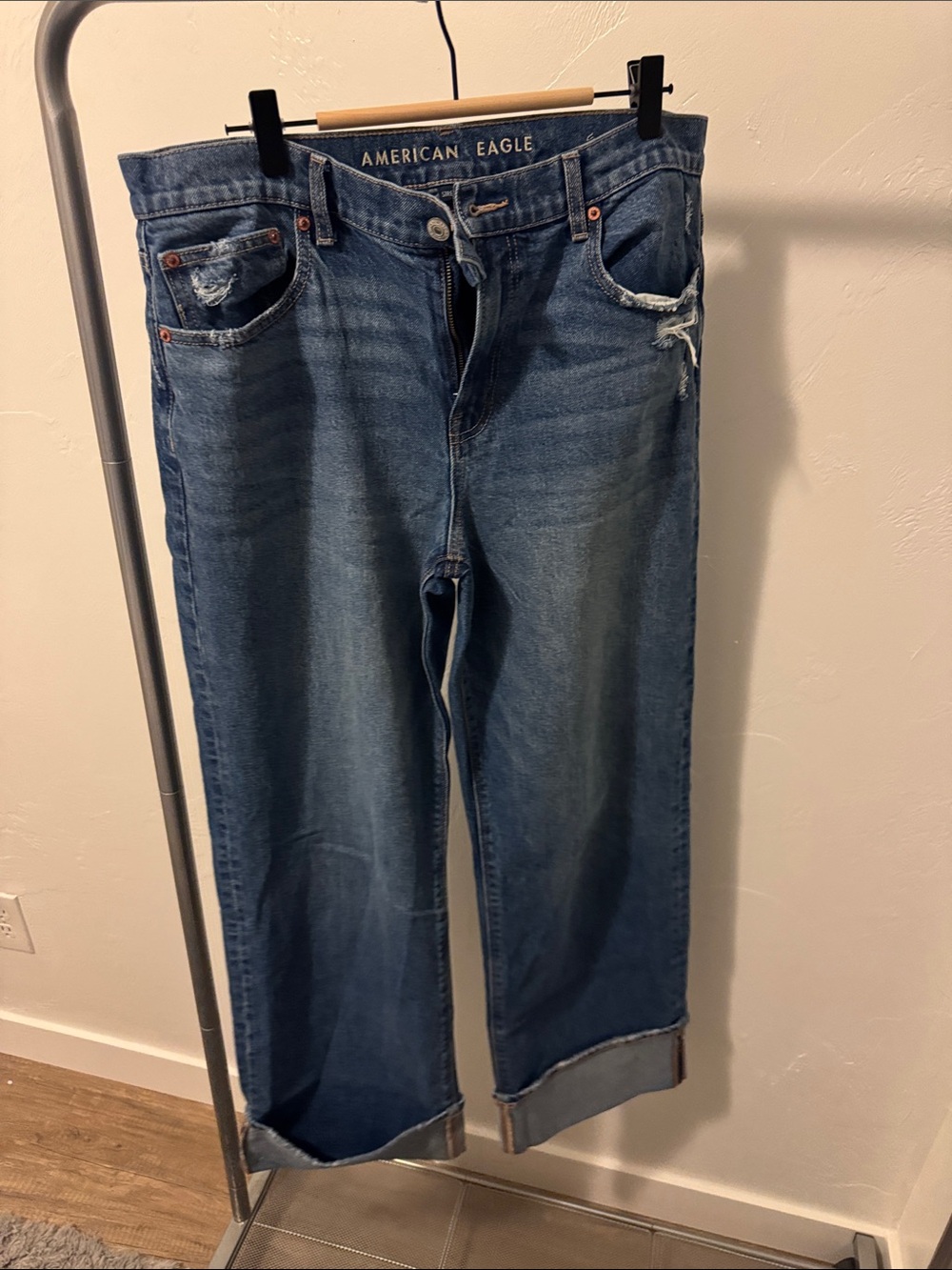 American Eagle Outfitters Women’s Blue Relaxed Distressed Jeans